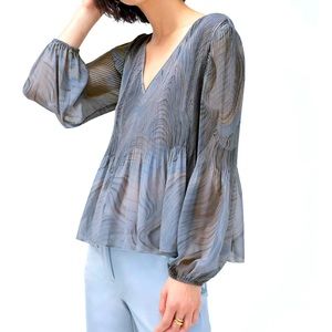 Worn once. Wilfred Daydreamer V-Neck Blouse. Dusky Grn/Granite Blue.